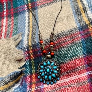 Turquoise stone necklace